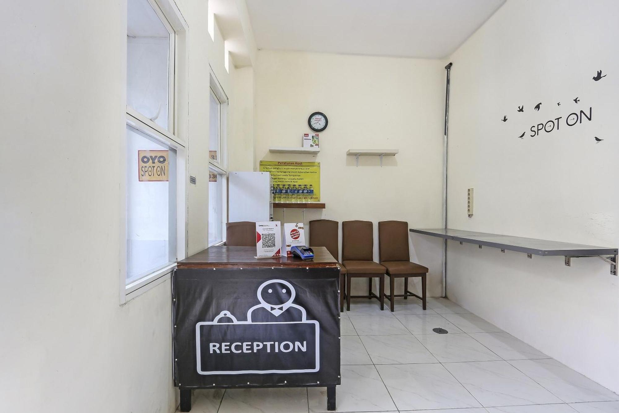 Spot On 90780 Gang Tengah Homestay Syariah 三宝垄 外观 照片