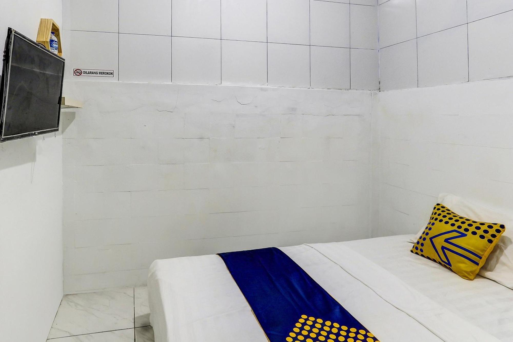 Spot On 90780 Gang Tengah Homestay Syariah 三宝垄 外观 照片